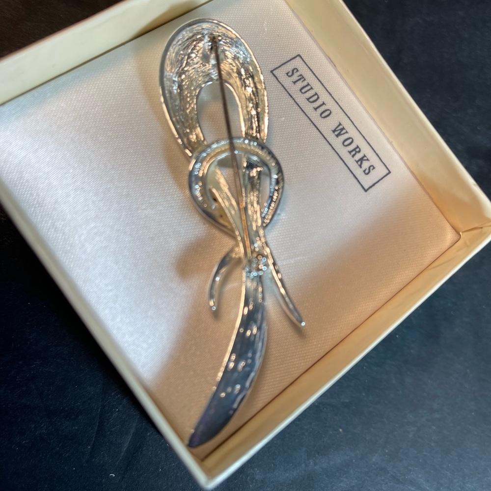 Studio Works Silver Infinite Shape Brooch/Pin - Picture 4 of 9